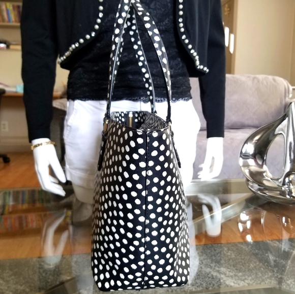 🔥SALE🔥Wonderful ♠️ KATIE SPADE Polka Dots Tote - Picture 7 of 11